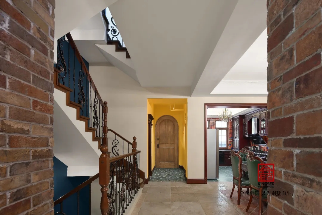 金舍裝飾上山間400平美式風(fēng)格實(shí)景作品