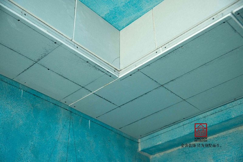  金舍東南智匯城191平瓦工在施工現(xiàn)場(chǎng)