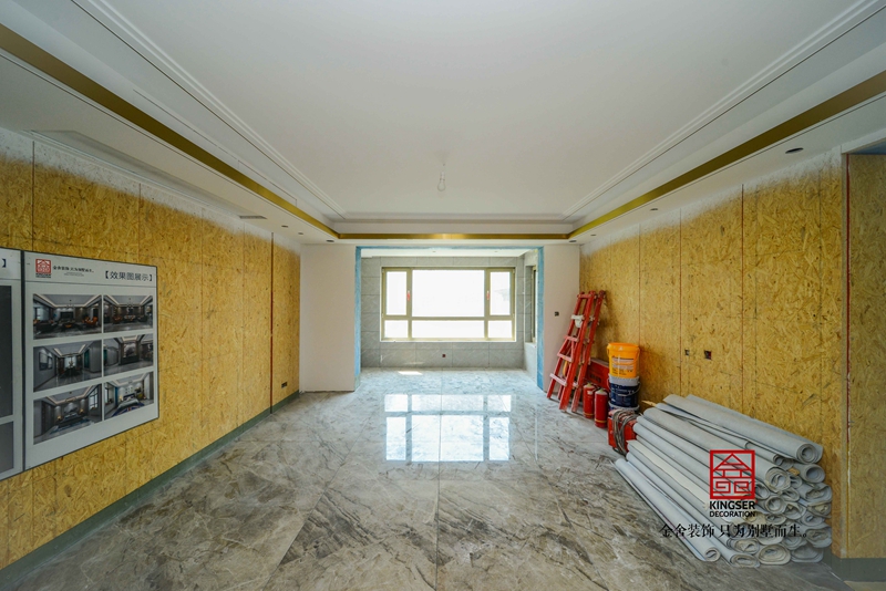金舍裝飾東南智匯城191平油工施工現(xiàn)場(chǎng)