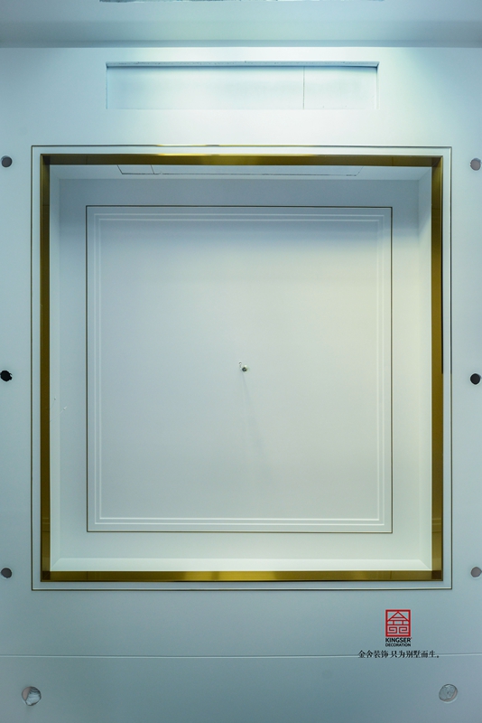 金舍裝飾東南智匯城191平油工施工現(xiàn)場(chǎng)