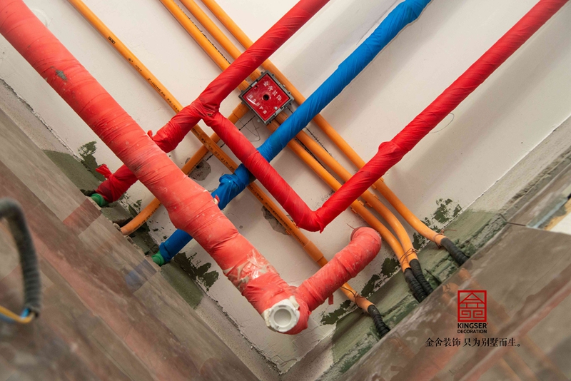 金舍裝飾東南智匯城191平油工施工現(xiàn)場(chǎng)