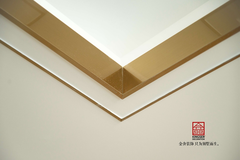 金舍裝飾東南智匯城191平油工施工現(xiàn)場(chǎng)