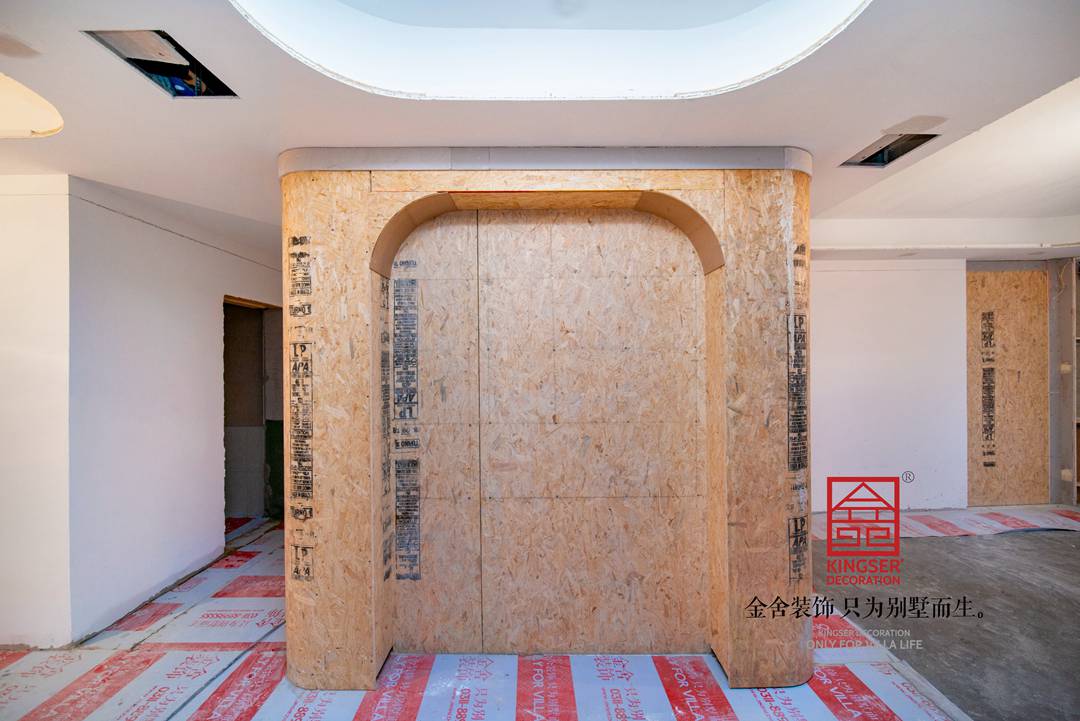 唐宮原著樣板間168平油工施工現(xiàn)場