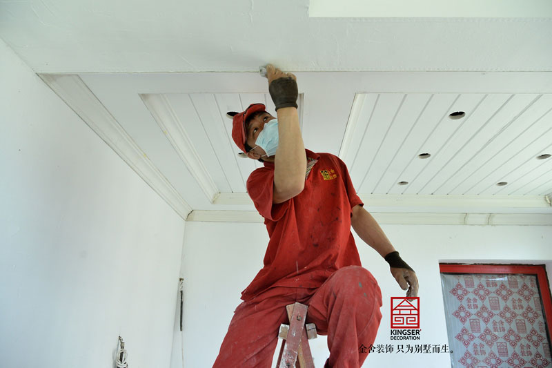 榮盛華府裝修施工現(xiàn)場(chǎng)油工階段