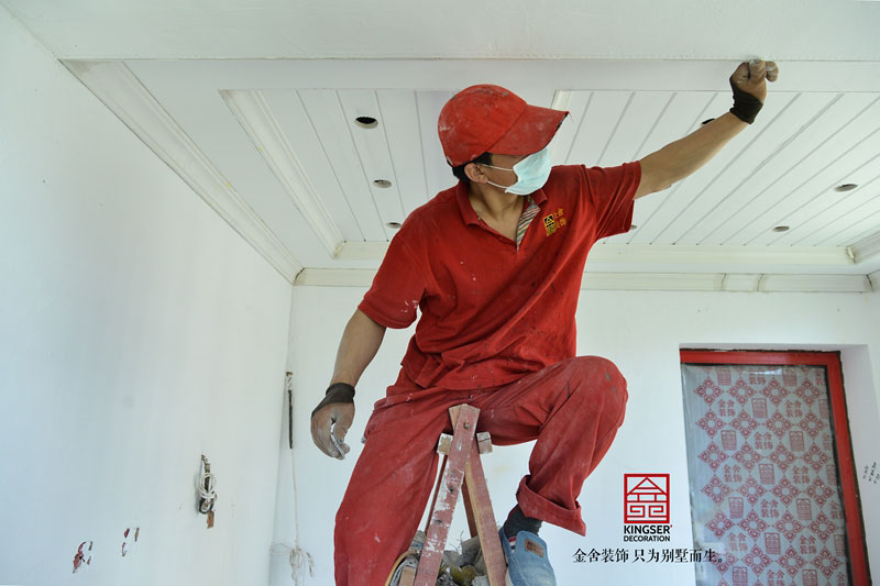 榮盛華府裝修施工現(xiàn)場(chǎng)油工階段