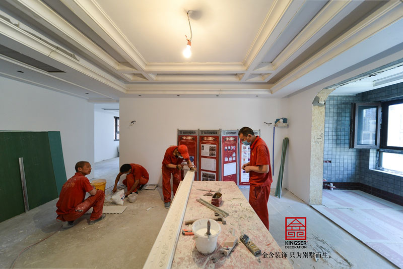 榮盛華府裝修施工現(xiàn)場(chǎng)油工階段