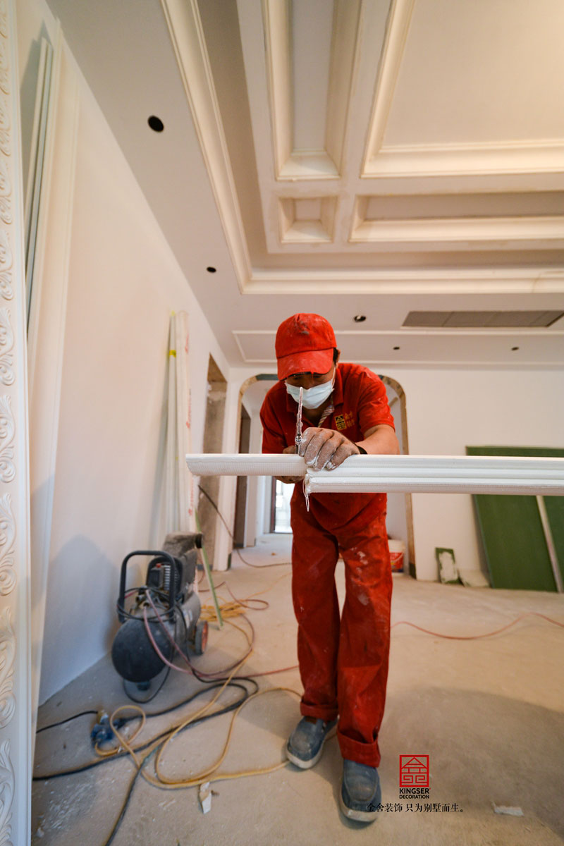 榮盛華府裝修施工現(xiàn)場(chǎng)油工階段