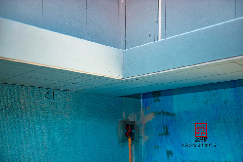 融創(chuàng)中心裝修工地水電階段實拍