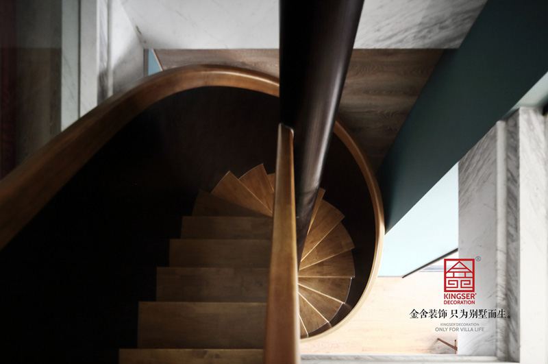 御河上院220㎡裝修-現代輕奢-樓梯