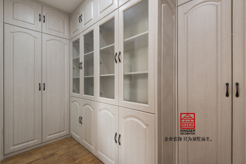 天山九峯美式風格衣帽間裝修實景圖