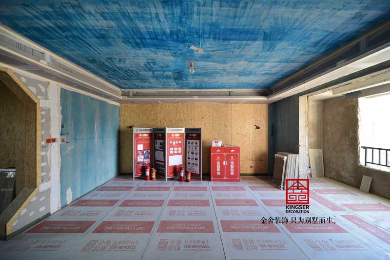 榮盛華府215㎡裝修施工現(xiàn)場