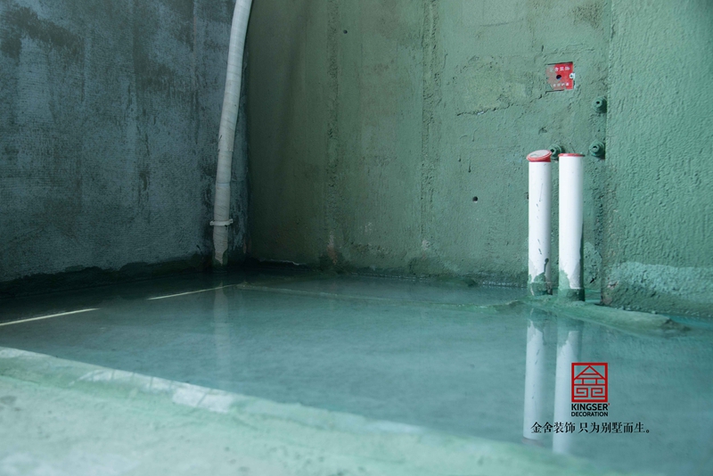 金舍裝飾東南智匯城191平瓦工在施工地現場