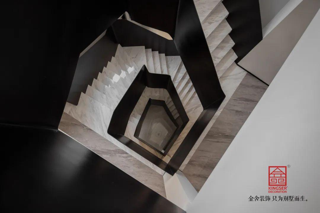 碧桂園桃園里800平米意式風格-樓梯