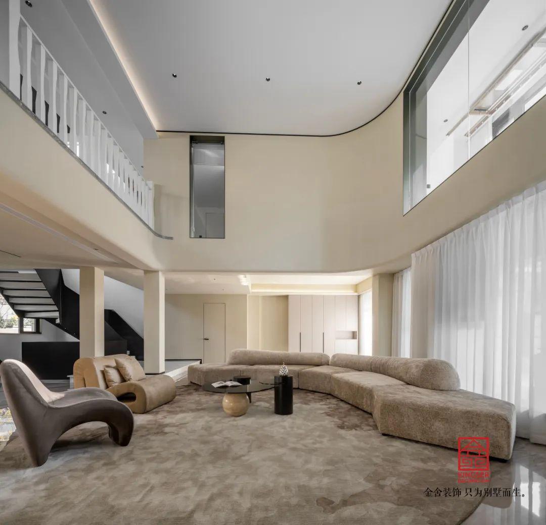 碧桂園桃園里800平米意式風格裝修-客廳